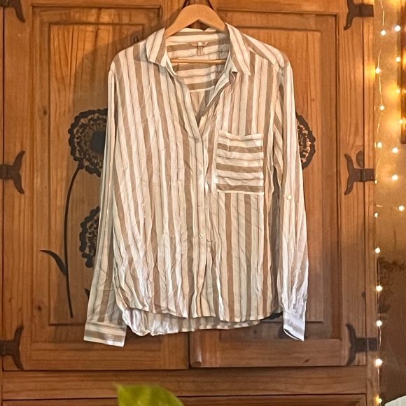 ESQUALO Tan/Gold/White Stripe Blouse-Silk blend Pocket- Buttonup Sleeve-EUC Sz12 - Picture 11 of 11